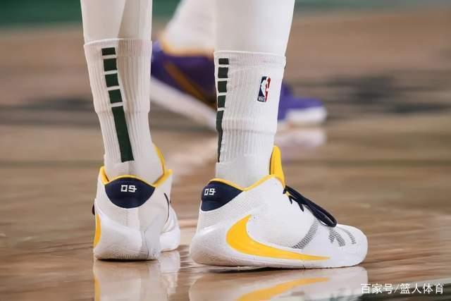 米体：邓弗里斯合同中没有解约金条款